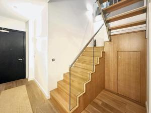 Birds eye view - Luxury 2BDR Penthouse In Central London