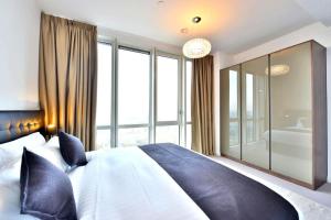 Birds eye view - Luxury 2BDR Penthouse In Central London