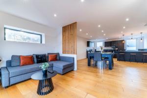 Le Cocon - 3 lits - Billard - Parking gratuit - Terrasse - Wifi