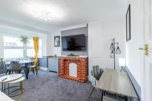 Open Mind Leisure - Cosy Apartment with 3 Beds - Eastney