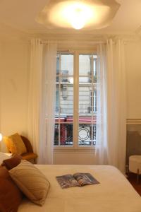 Paris Moments, Your Moments