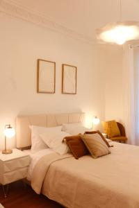 Paris Moments, Your Moments