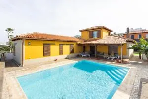 Home2Book Spacious Family Getaway, Private Pool - El Pris