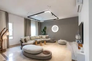 Elegant 4 Bedroom Apartment Boulevard Mivida Emaar - New cairo