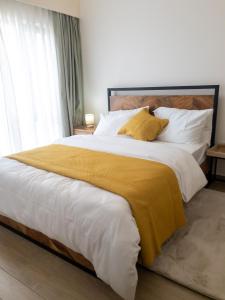 A cozy modern 2BR apt in South Park South C