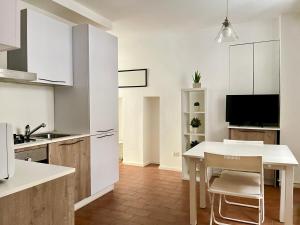 Porta Venezia Central Cozy Home