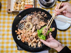 Aleyra Hotel and Villas Garut