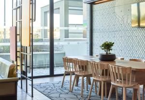Hotels B&B HOTEL Le Port Marly Saint Germain en Laye : photos des chambres