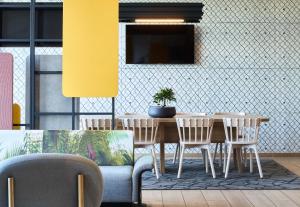 Hotels B&B HOTEL Le Port Marly Saint Germain en Laye : photos des chambres