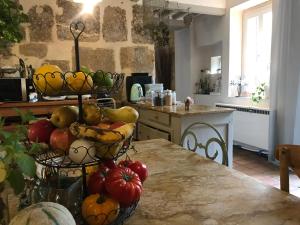 Maisons de vacances Mas en pierres 17 couchages avec piscine et jardin : photos des chambres