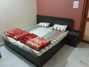 HGRD Guest House & Restaurant - Sarāhan