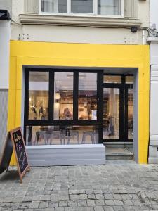 Cozy Room, Big City Adventures III