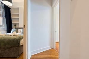 Peckham Cozy 2-Bed Gem in London