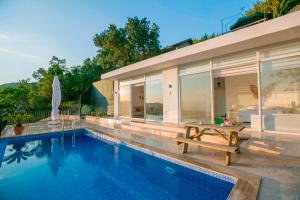 İslamlarda Özel Havuzlu Balayı Villası