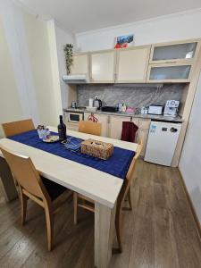 Apartment Kristin in Apart Hotel Stenata