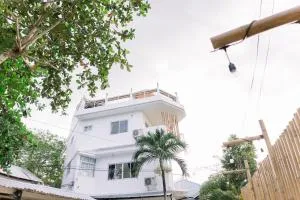 8 Plus Beach Resort - Duljo