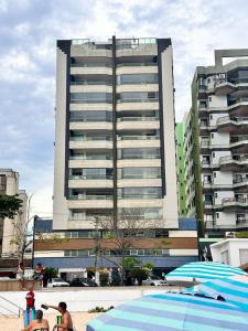 Excelente 3 quartos com suite, Wi-Fi, na Beira Mar em localização privilegiada