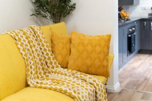 Open Mind Property - Luxury 5 Beds & Free Parking