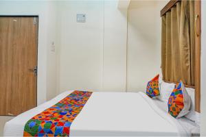 Fabhotel The Mantra inn - Nr world trade center