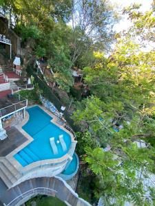 La Casa del Cerro by Nora Ruoti