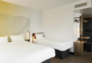 Hotels B&B HOTEL Massy Gare TGV : photos des chambres