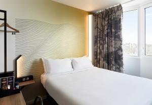 Hotels B&B HOTEL Massy Gare TGV : photos des chambres
