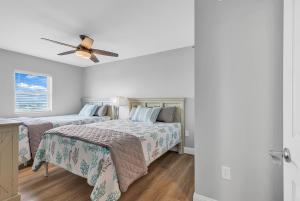 Oceanfront 4BR Retreat in North Myrtle Beach