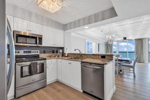 Oceanfront 4BR Retreat in North Myrtle Beach
