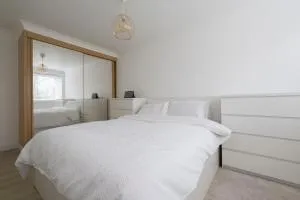 Cosy 2 bed Bluewater Kent Apartment - Stonewood