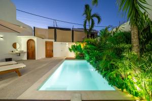 Darina - Brand-New Villa Just Minutes from the Beach with a Huge Pool - 4hvězdičkové hotely ve městě Badung