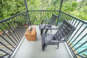 Valley View by Xploreindo