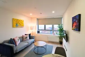 Bracknell - A Spectacular Dual Aspect 1 Bedroom Flat - Easthampstead