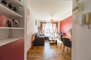 LE ROSTAND - La Parenthèse Colorée