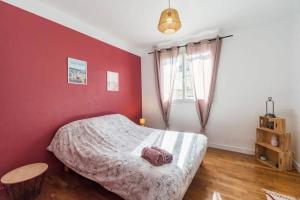 Appartements LE ROSTAND - La Parenthese Coloree : photos des chambres