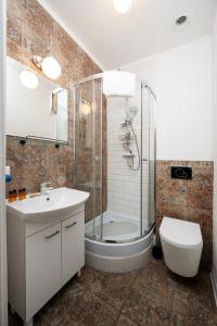 Polesie Charming Studio by BookingHost