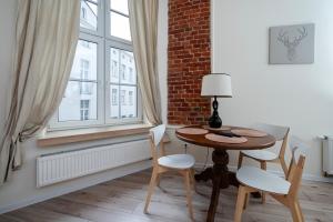 Polesie Charming Studio by BookingHost