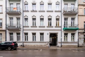 Polesie Charming Studio by BookingHost