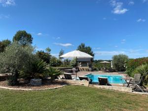 Maisons de vacances Olisios, beautiful farmhouse with private pool : photos des chambres