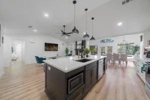 Luxury in Euless Near DFW Airport & Cowboys stadium - Keller