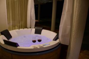 Golfers Arena by StayJadePool TablePS5Jacuzzi