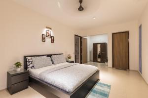 Golfers Arena by StayJadePool TablePS5Jacuzzi