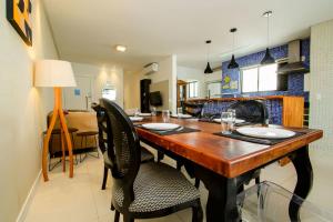 Apto próx. à Praia Central no Centro de Bc RB6578