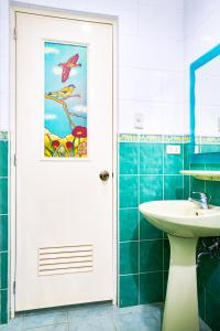 Rustic Tagaytay Villa - Billiards, KTV, plus Courtyard