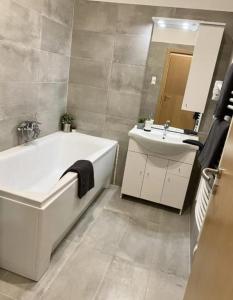 Suite Luxueuse et moderne - Séjournez chez nous