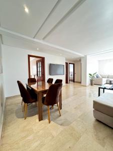 SUITOUISS - Agdal 4 - Appartements à 2 minutes de la gare de train TGV Rabat