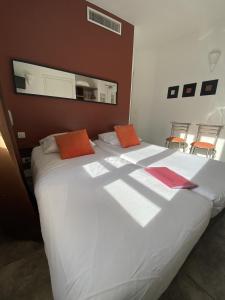 Hotels Hotel La Rotonde : Chambre Lits Jumeaux Standard