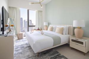 Frank Porter - Grande Signature Residence