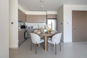 Frank Porter - Grande Signature Residence