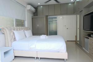 Chaya pool villa