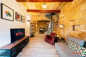 A pretty Holiday Home in a Traditional Village - Mtarfa